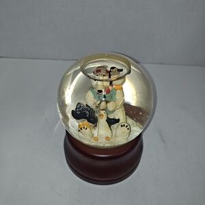 Christmas Holiday Friendship Snowglobe Polar Bear & Penguin Buddies Fishing
